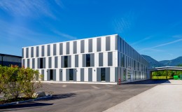 Kneissl & Senn Neubau Betriebshalle 2017