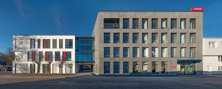 Umbau Bestandsgebäude Fa. Pfeiffer Bauges.m.b.H., Rosenheim, 2020.